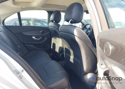 2017 Mercedes-Benz C 300 4Matic/Luxury 4Matic/Sport 4Matic from USA, damaged, VIN 55SWF4KB4HU200003